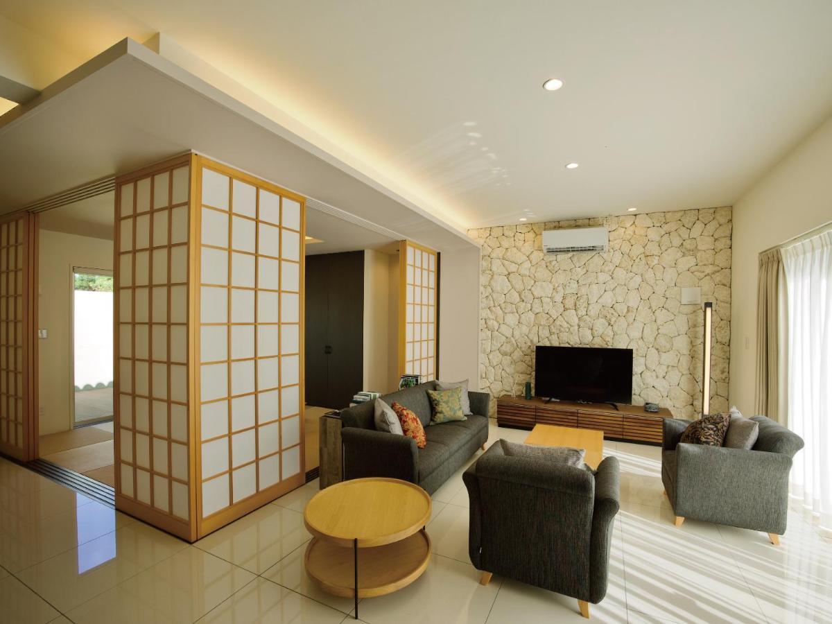 Yumiha Okinawa Villa Onna Bilik gambar